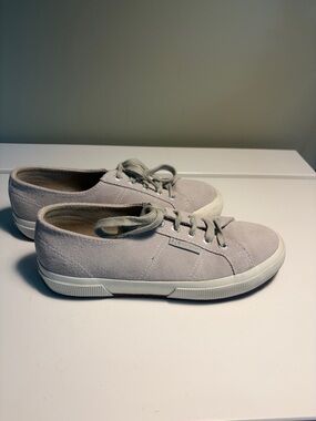 Superga Women's Suede Sneakers in Light Gray